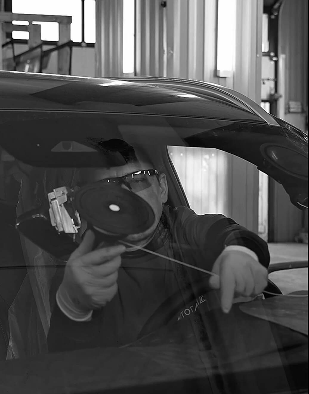 Почему нам доверяют автомобильные стекла и защиту?